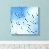 Weiße Vögel in Flight Canvas Print Leinwanddruck (Insitu (Holzboden))