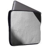 WEISSE WAND MIT SCHWARZTEXTIL LAPTOPSCHUTZHÜLLE (Vorne Rechts)