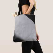 WEISSE WAND MIT SCHWARZTEXTIL TASCHE (Von Nahem)