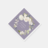 Weiße Wasserfarbenflora auf Lavendelhochzeit Serviette (Ecke)
