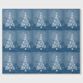 Weiße Weihnachtsbaumen Modernes Blau Geschenkpapier (Flach)