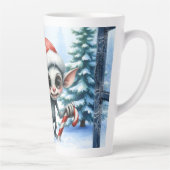 Weiße Weihnachtself mit Candy Cane. Milchtasse (Rechts)