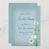 Weiße Wildblume auf blauem Brautparty Einladung (Vorne/Hinten)