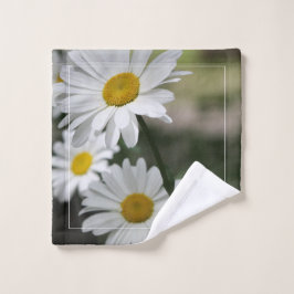 Weiße Wildblume mit dunkelgrün Badhandtuch Set