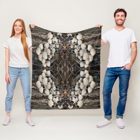 Weiße Wildpilze Abstraktes Naturmuster Fleecedecke (Beispiel)