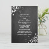 Weiße Wirbel auf Chalkboard-Polterabend Einladung (Stehend Vorderseite)