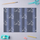 Weiße Wirbel und Schneeflocken in Blauer Weihnacht Seidenpapier (Basteln)