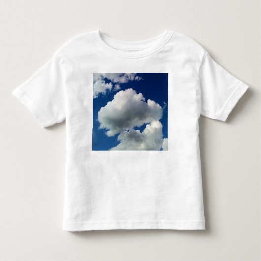 Weiße Wolken Kleinkind T-shirt (Vorderseite)