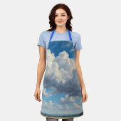 Weiße Wolken und klarer blauer Himmel Schürze (Getragen)