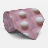 Weißeier Krawatte (Gerollt)