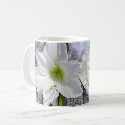 Weißer Amaryllis und Schnee II Kaffeetasse (Vorderseite Links)