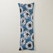 Weißer Anemongarten Seitenschläferkissen (Rückseite (Vertikal))