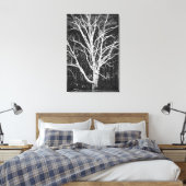 Weißer Birkenbaum im Winter Schwarz-Weiß-Foto Leinwanddruck (Insitu (Schlafzimmer))