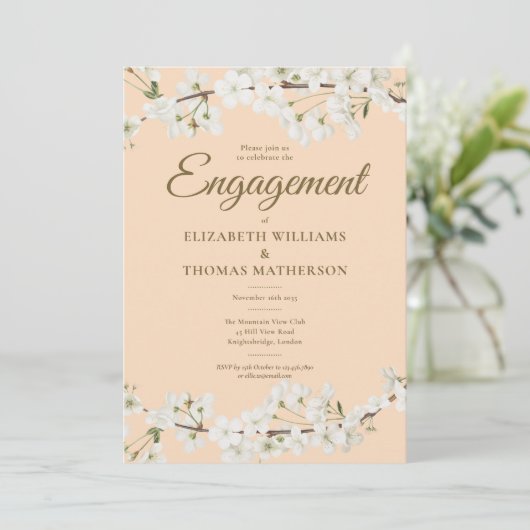 Weißer Blossom florales Engagement Einladung (Stehend Vorderseite)