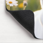 Weißer Bunny in Daisis Mousepad (Ecke)