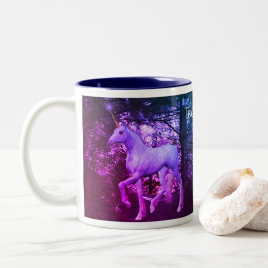Weißer Einhorn-Wald Fantasy-Farben Personalisiert Zweifarbige Tasse (Mit Donut)