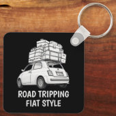 Weißer Fiat Car Schlüsselanhänger (Rückseite)