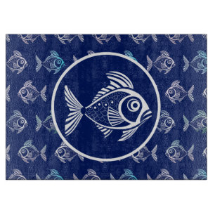 Weißer Fisch im tiefen Blauen Meer Schneidebrett
