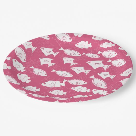 Weißer Fisch Schwimmen am rosa Meer Pappteller (Schrägansicht)