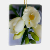 weißer gelber Freesia Keramikornament (Rechts)