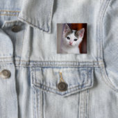 Weißer gepunkteter Kitty Button (Beispiel)