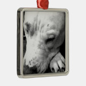 Weißer Grubenbull Ornament Aus Metall (Rechts)