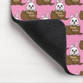 Weißer Hase im Schokoladeneier-Ostermuster Mousepad (Ecke)