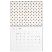 weißer Hintergrund mit braunen Polka-Punkten Kalender (Feb 2026)