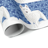 Weißer Husky gegen Schneeflocken und dunkelblauer  Geschenkpapier (Rolleneckpunkt)