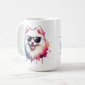Weißer kleiner Spitz Hund mit Sonnenbrille Kaffeetasse (Vorderseite Links)