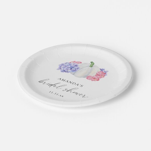 Weißer Kürbis und Hydrangea-Blume Brautparty Pappteller (Schrägansicht)