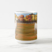 Weißer Llama im Herbst Kaffeetasse (Mittel)