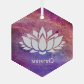Weißer Lotus-Blume auf kosmisch-orange-rosa Nebula Ornament Aus Glas (Rückseite)