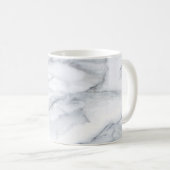 Weißer Marmor Carrara Calacatta Textur Kaffeetasse (VorderseiteRechts)