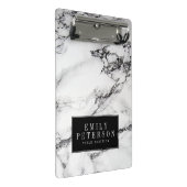 Weißer Marmorstein mit schwarzem Hintergrund Mini Klemmbrett (Schrägansicht)