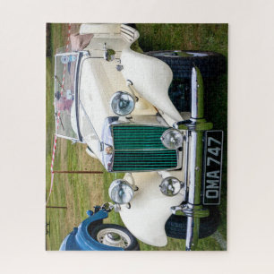 Weißer MG TD klassischer britischer Sportwagen Puzzle