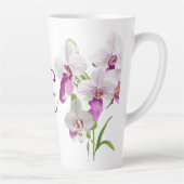 Weißer Orchid Blume Monogramm Milchtasse (Rechts)