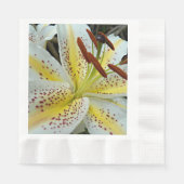 Weißer Orientalischer Lilie mit gelber Sternexplos Serviette (Vorderseite)