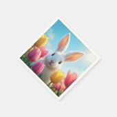 Weißer Osterhase in Tulip Serviette (Ecke)