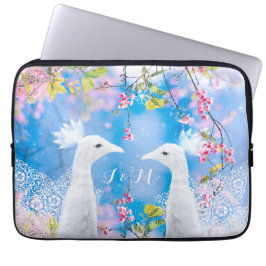 Weißer Pfau und blühende Sakura /anpassbar Laptopschutzhülle