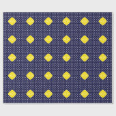Weißer Polka Dots Gelbes Quatrefolien 3 Monogramm Geschenkpapier (Flach)