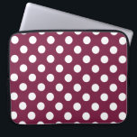 Weißer Polka-Punkte auf Bordeaux Laptopschutzhülle<br><div class="desc">Weißer Polka-Punkte auf Bordeaux</div>