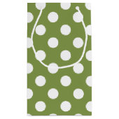 Weißer Polka Punkte auf Olivengrün Kleine Geschenktüte (Rückseite)