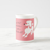 Weißer Pudel auf Lachshintergrund Porzellantasse (Vorderseite Rechts)