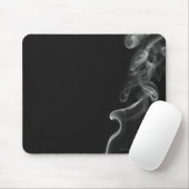 Weißer Rauch gegen einen schwarzen Hintergrund Mousepad (Mit Mouse)