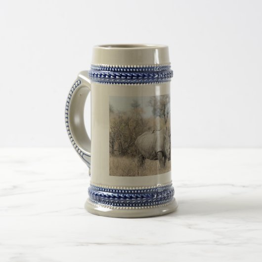 Weißer Rhino Bierglas (Vorderseite Links)