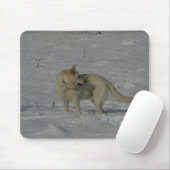 Weißer Schäferhund im Schnee Mousepad (Mit Mouse)