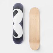 Weißer Schnurrbart 18 Skateboard (Vorderseite)
