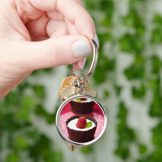 Weißer Schokoladencremenachtisch Schlüsselanhänger (Hand)