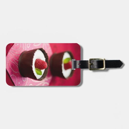 Weißer Schokoladenmousse Gepäckanhänger (Vorderseite horizontal)